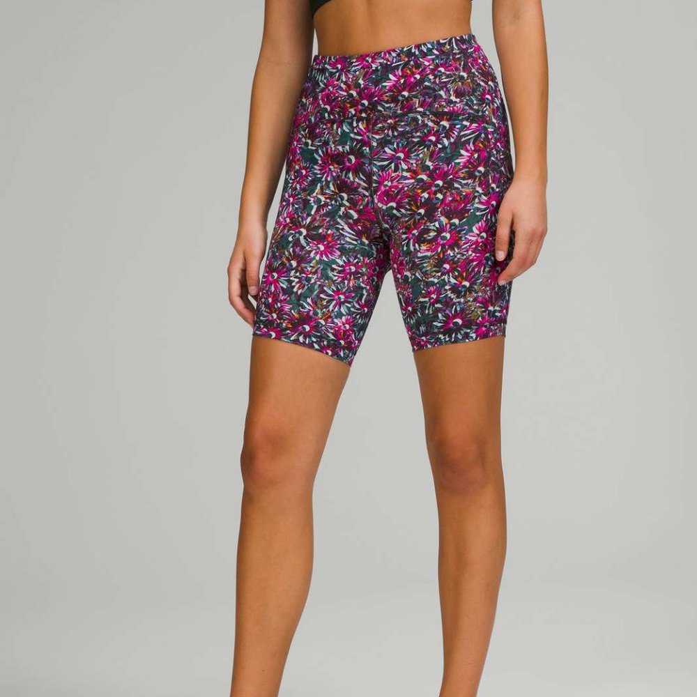 🌸 Lululemon Swift Speed High-Rise 8" Shorts- Floral Electric Multi Size 8 NWT